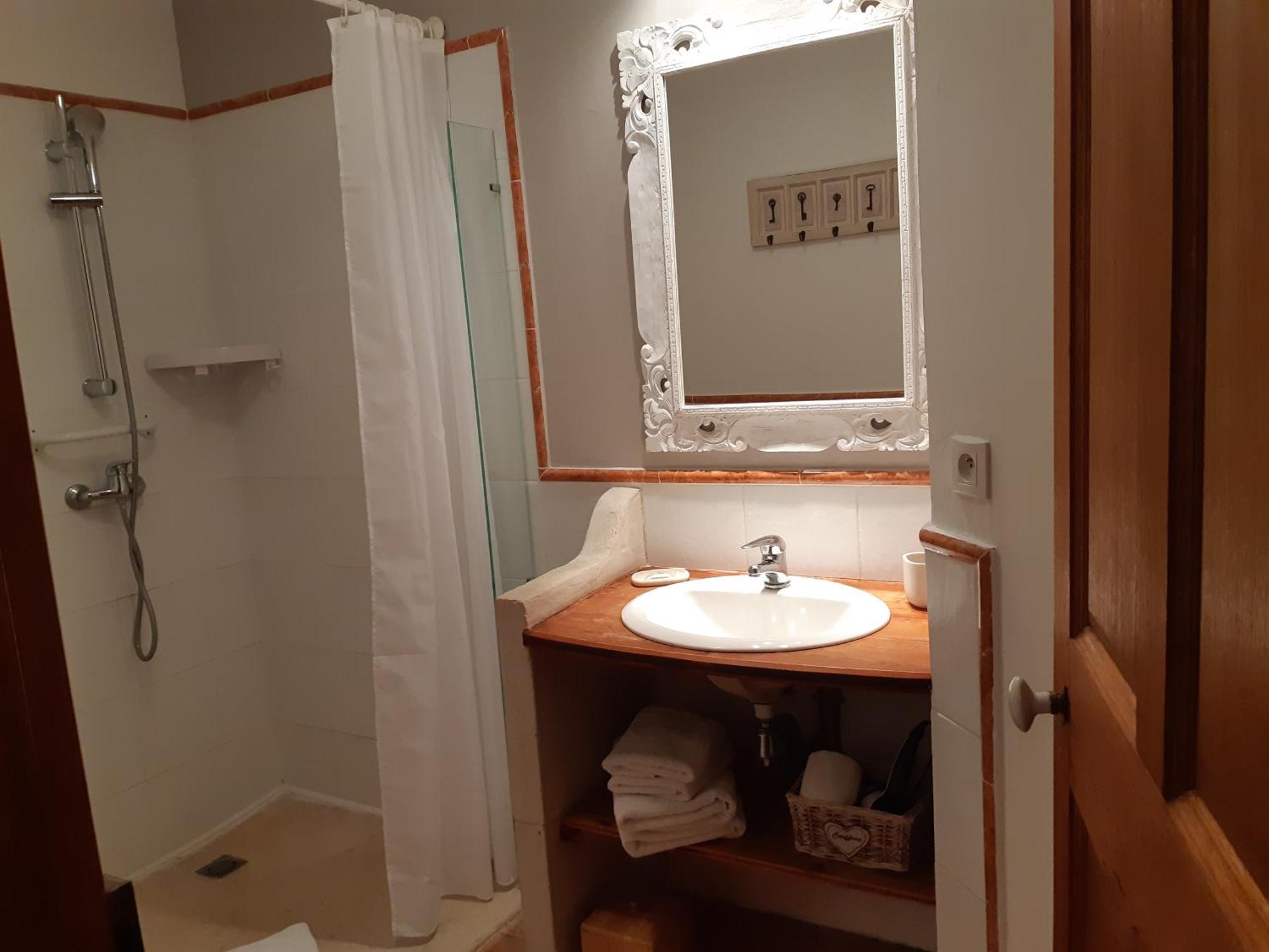 Chambres D'Hotes, B&B La Musardiere Alba-la-Romaine Δωμάτιο φωτογραφία